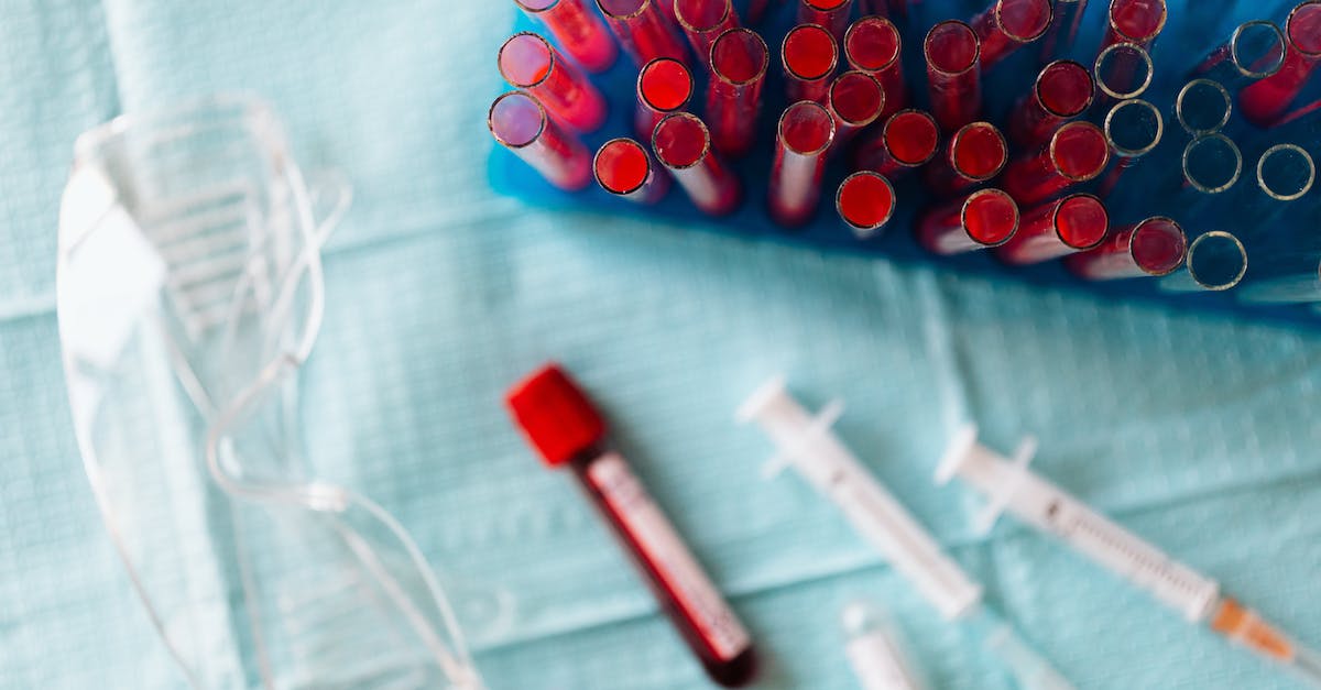 Krew utajoną w kale: Jak prawidłowo pobrać próbkę do badania?